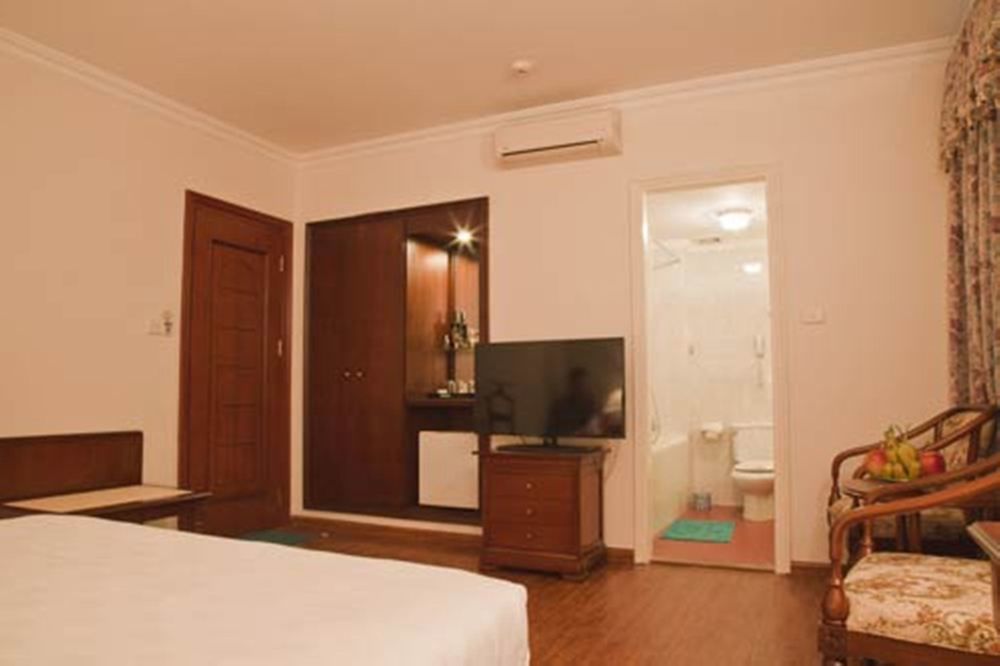 Green Park Hotel 河内 外观 照片
