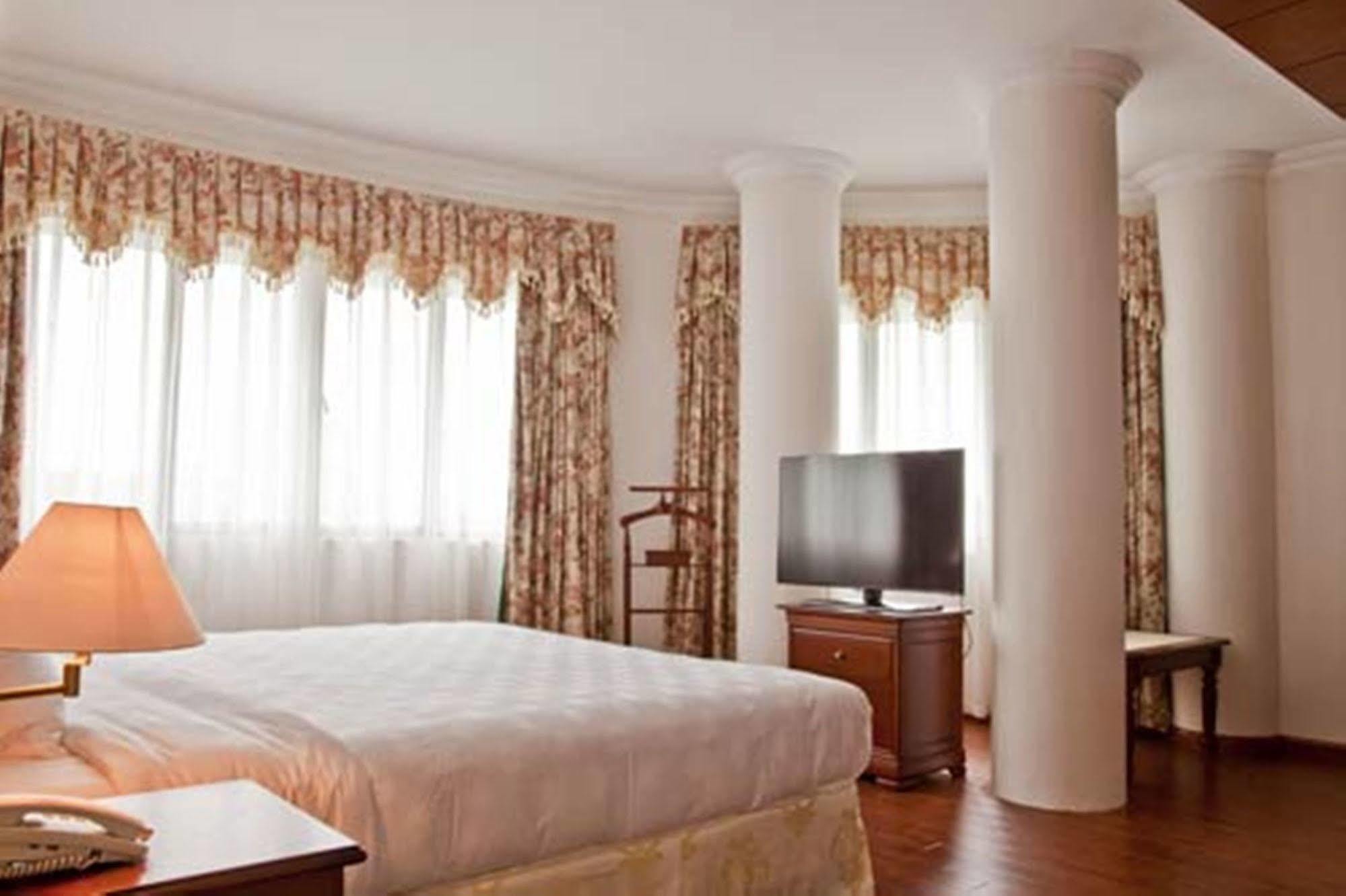 Green Park Hotel 河内 外观 照片